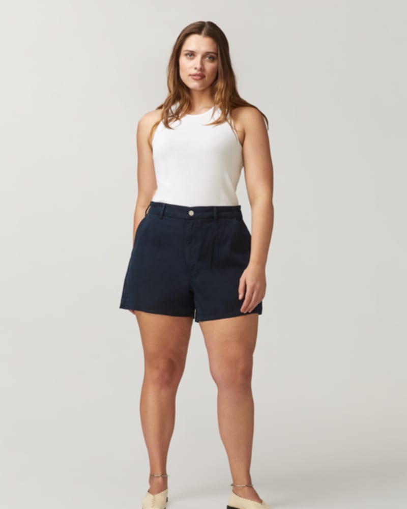 Front of a model wearing a size 14 Frida Trouser Shorts in Shallows by Warp + Weft. | dia_product_style_image_id:248951